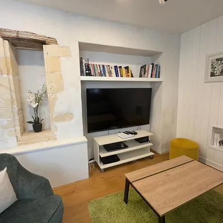 Belle Maison Centre *