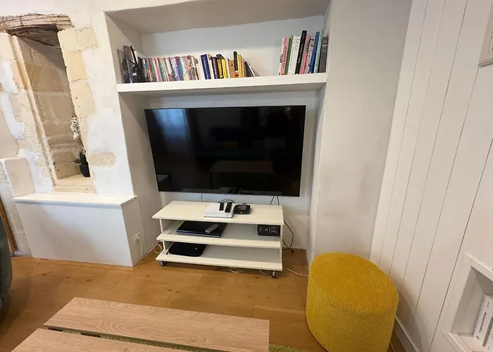 Дом отдыха Belle Maison Centre Ла-Рошель