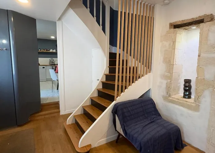 Belle Maison Centre *